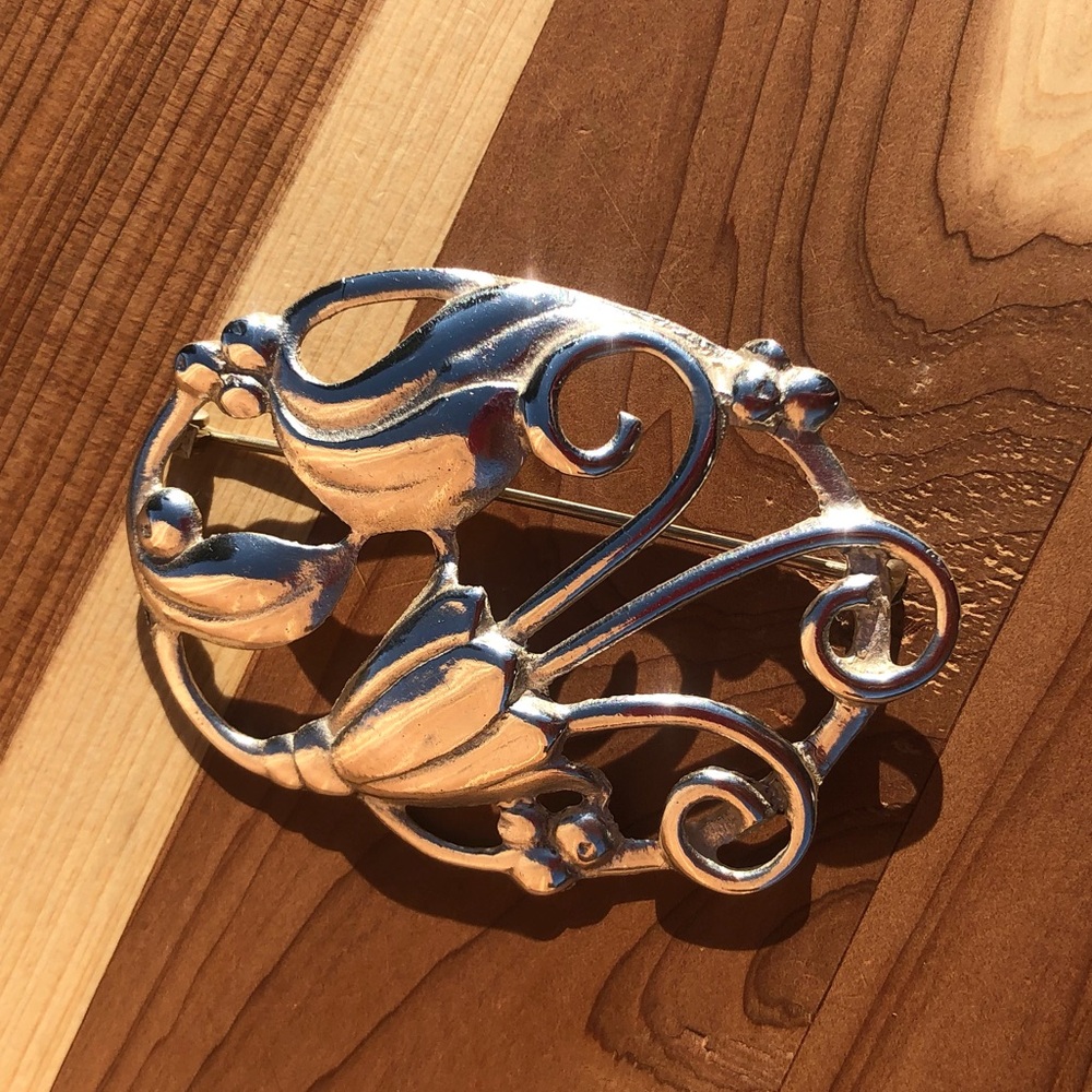 Vintage 925 Sterling silver Flower Brooch